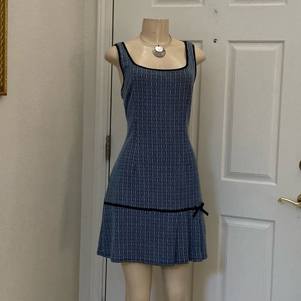 “AGVA BLARES” 💙 SUPER CUTE 🖤 SLEEVELESS DRESS